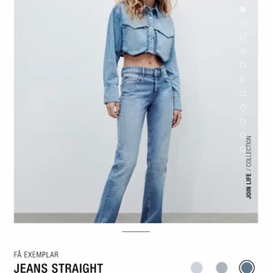 Straight zara jeans i storlek 38 - Ett par straight jeans från zara som är slutsålda.Dom är helt oanvända pågrund av att dom är förstora för mig. Lapparna sitter även kvar. Köpare står för frakt 59kr