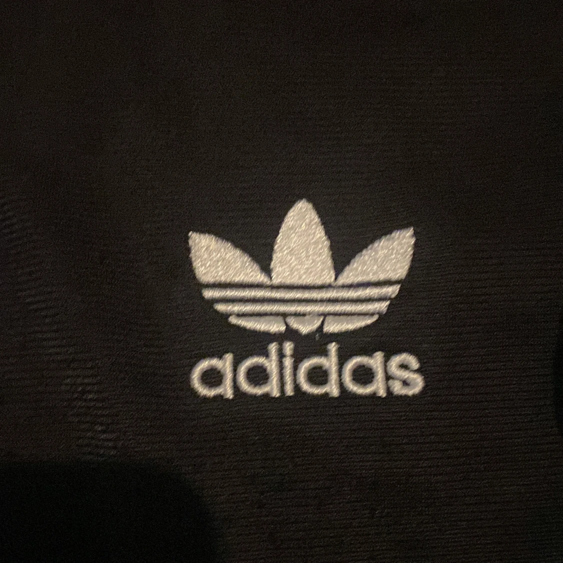 Adidas tröja - 91