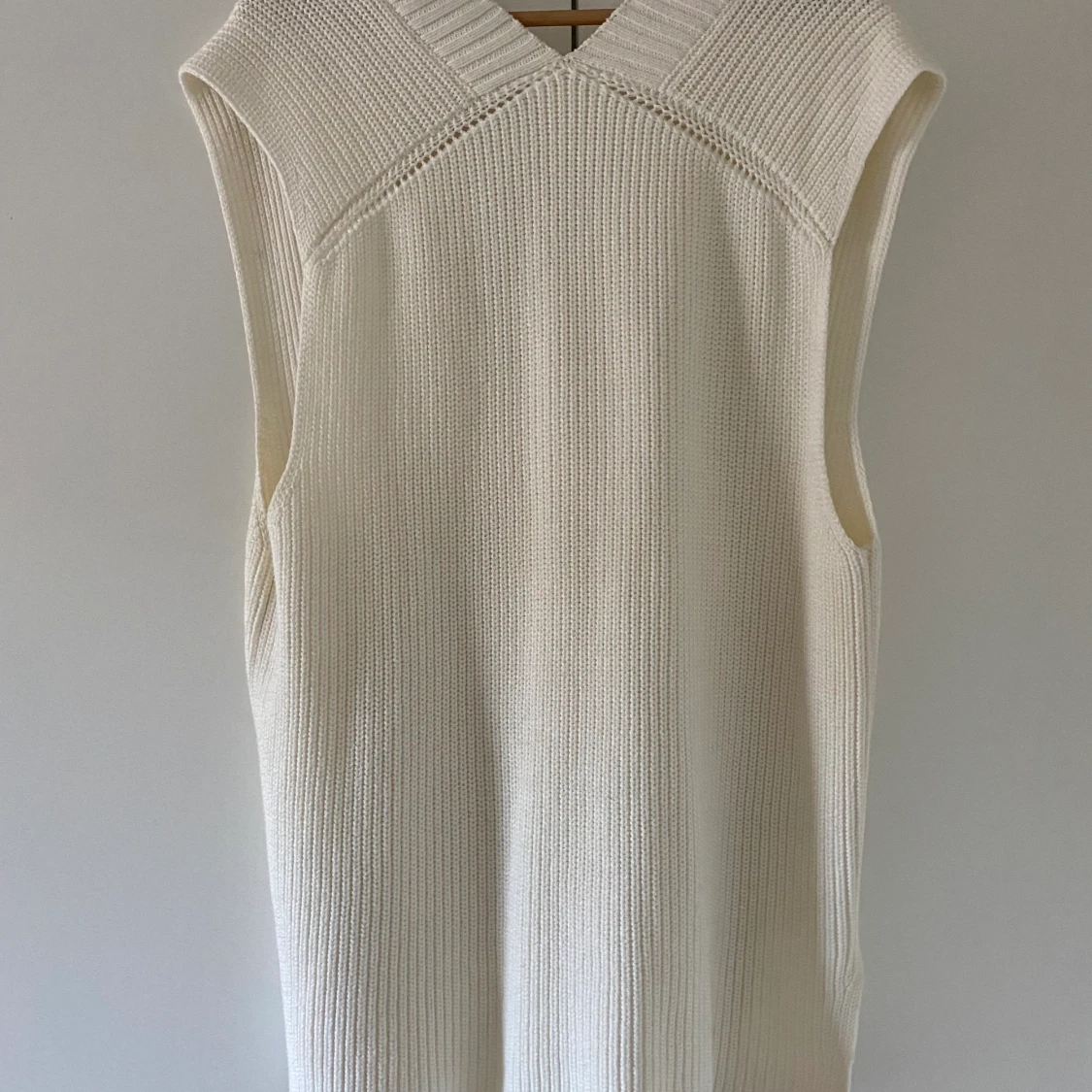 HM stickatväst strl L - 90