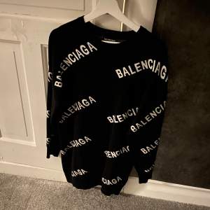 Balenciaga | Second hand online | Köp & sälj på Plick