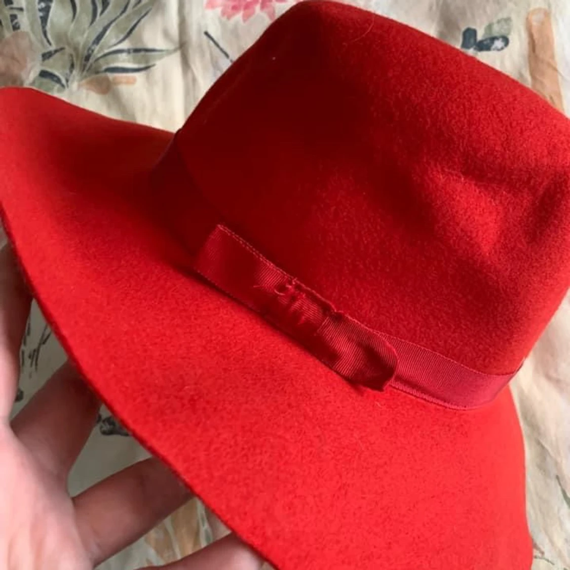 Röd Hatt 70-tal - 91