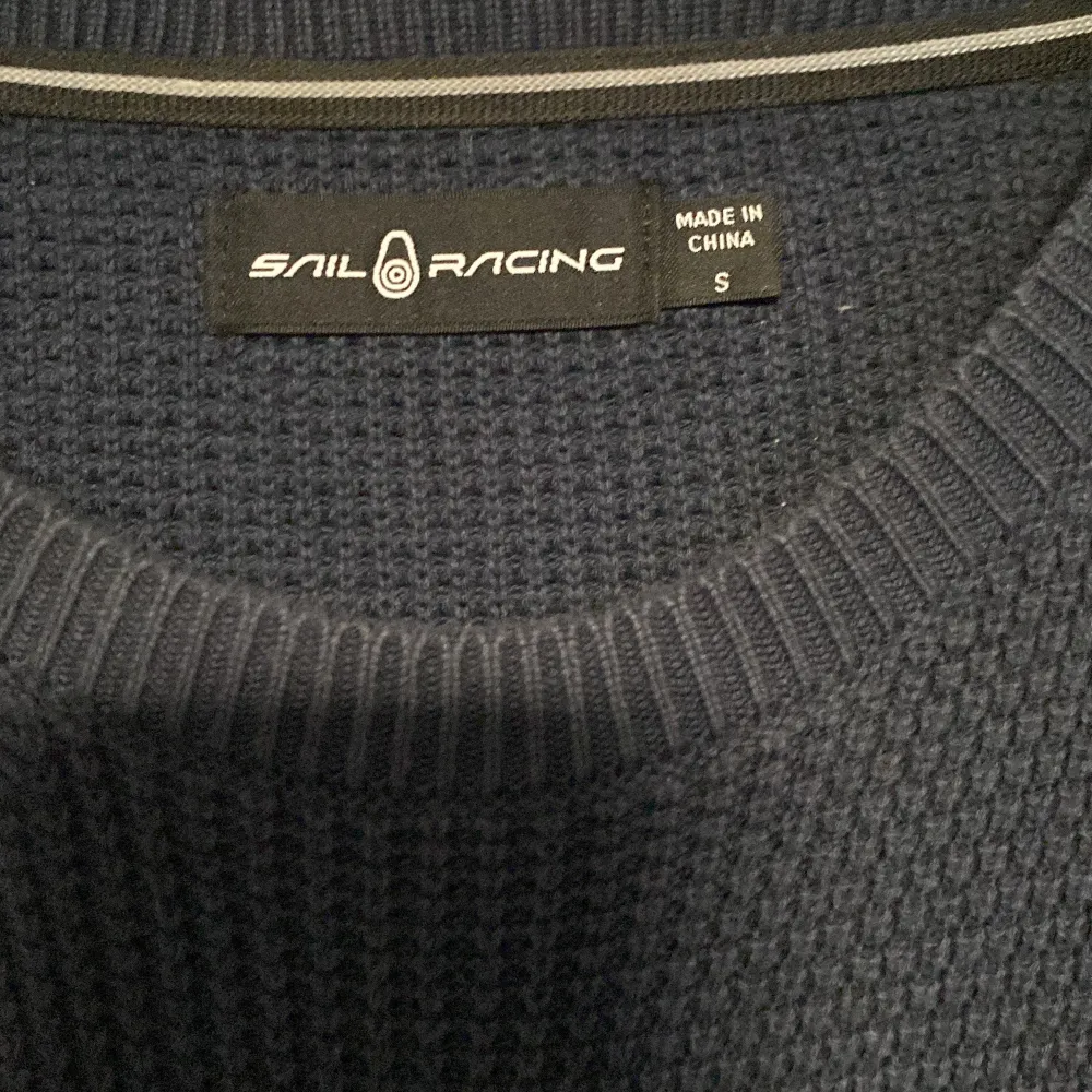 Stickad tröja från Sail Racing Antarctica. Stickat.