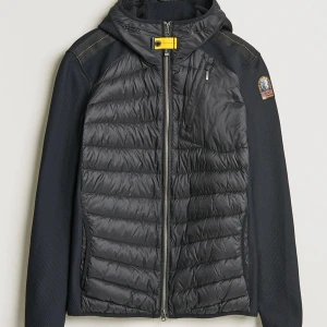 Parajumper Jacka - Använd bara fåtal gånger annars helt nytt.  Size S 