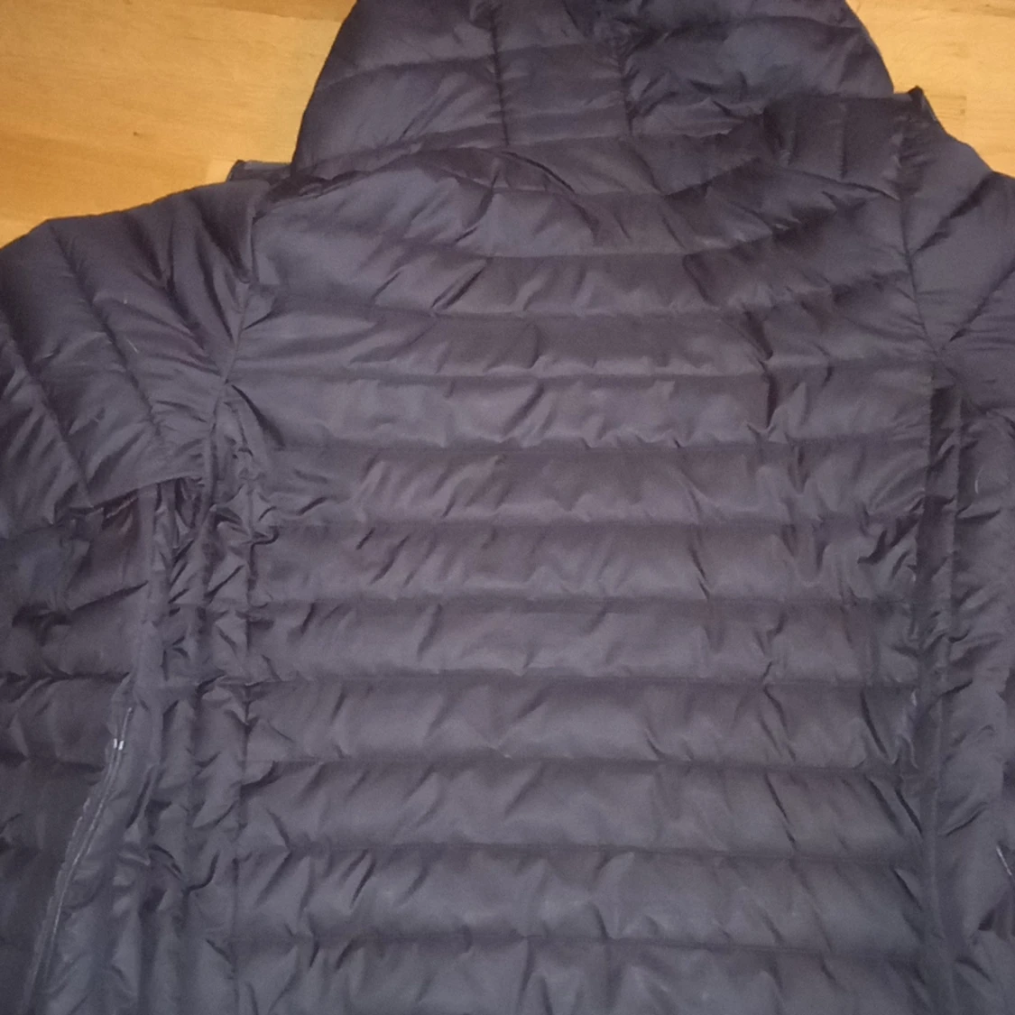 Ellesse jacka i färgen svart - 90