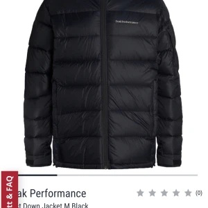 Peak performance jacka  - Peak performance jacka i bra skick storlek M