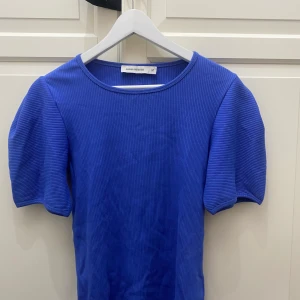 Topp - Jättesöt tröja/topp från Carin Wester!