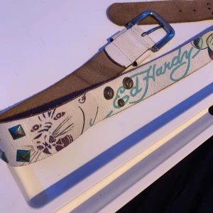 ed hardy skärp 😇 - inte min stil :(