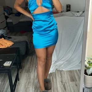 Nly trend klänning storlek 38 - Perfekt festklänning, endast använd en gång så den är som ny. 