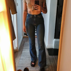 Bootcut jeans - Super stretchiga Bootcuts från cubus. Jätte sköna jeans, oanvända