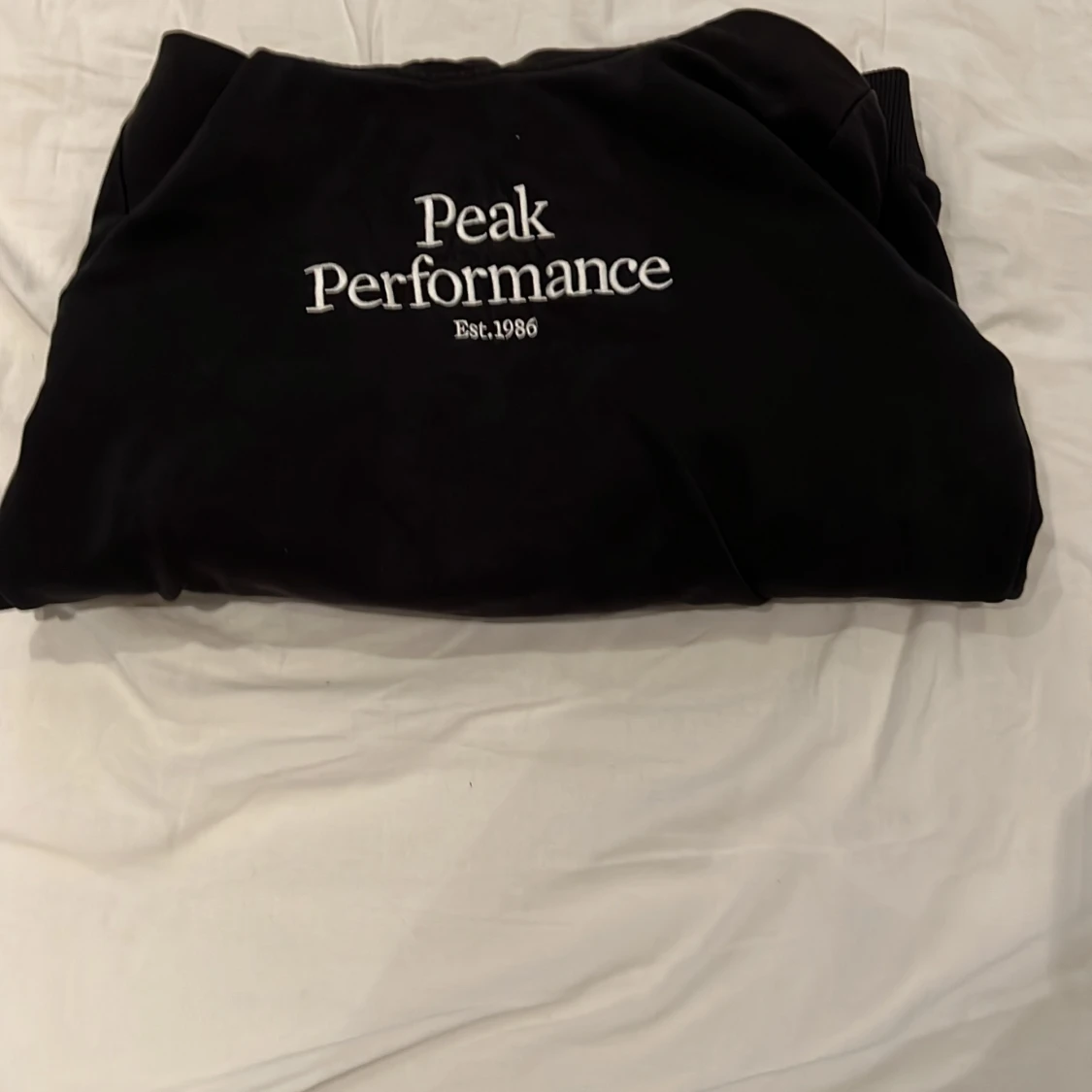 Svart PeakPerformance hoodie - 91