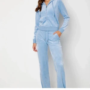 Letar efter ett par Juicy byxor  - Letar efter ett par Juicy byxor i ett rimligt pris spelar ingenroll vilken färg men i storlek xs elle xxs 