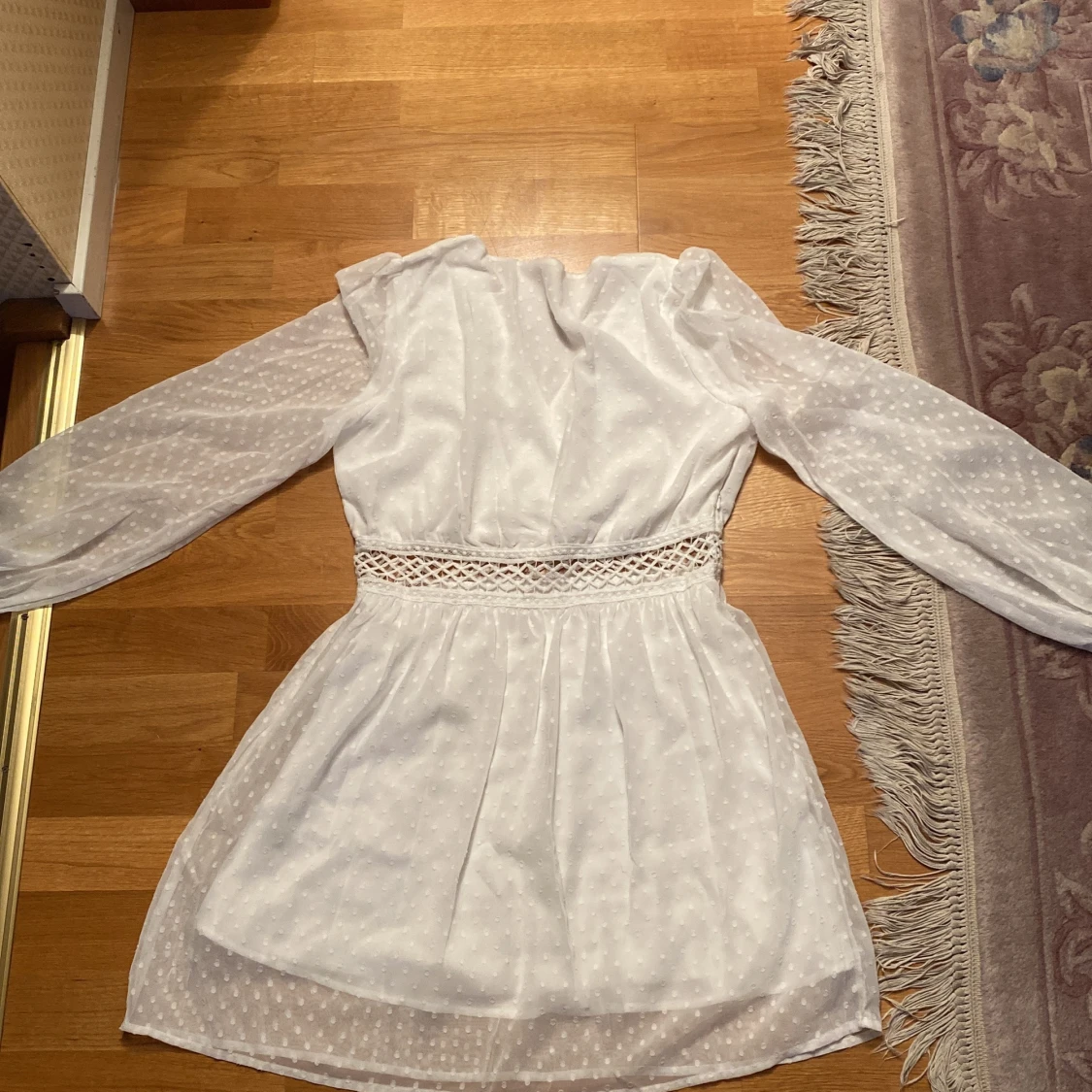 Vit spets klänning från Shein! Storlek M  - 90