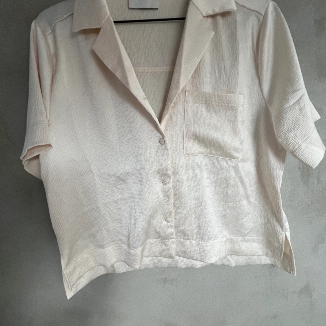 Jättefin champagne färgad sidenblus! - 91