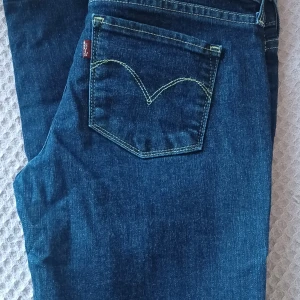  levis jeans - Som nya, jättefina och sköna jeans