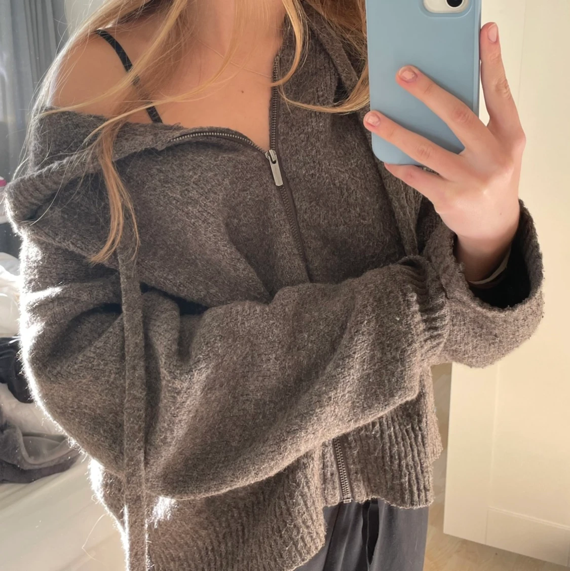 Mysig brun stickad zara zip-up