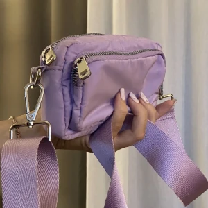 VÄSKA!!! - Hej jag undrar om nån är intresserad??☺️