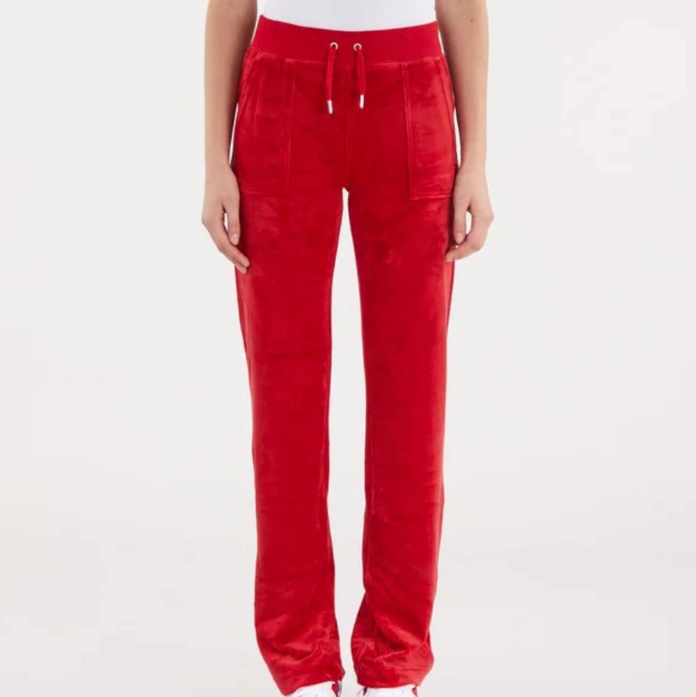 Röda juicy byxor Jeans & Byxor Plick Second Hand