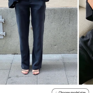 Djerf avenue byxor  - Säljer mina ”on the go pants ash”, aldrig använda!