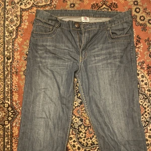 Jeans  - Snygga jeans i bra skick