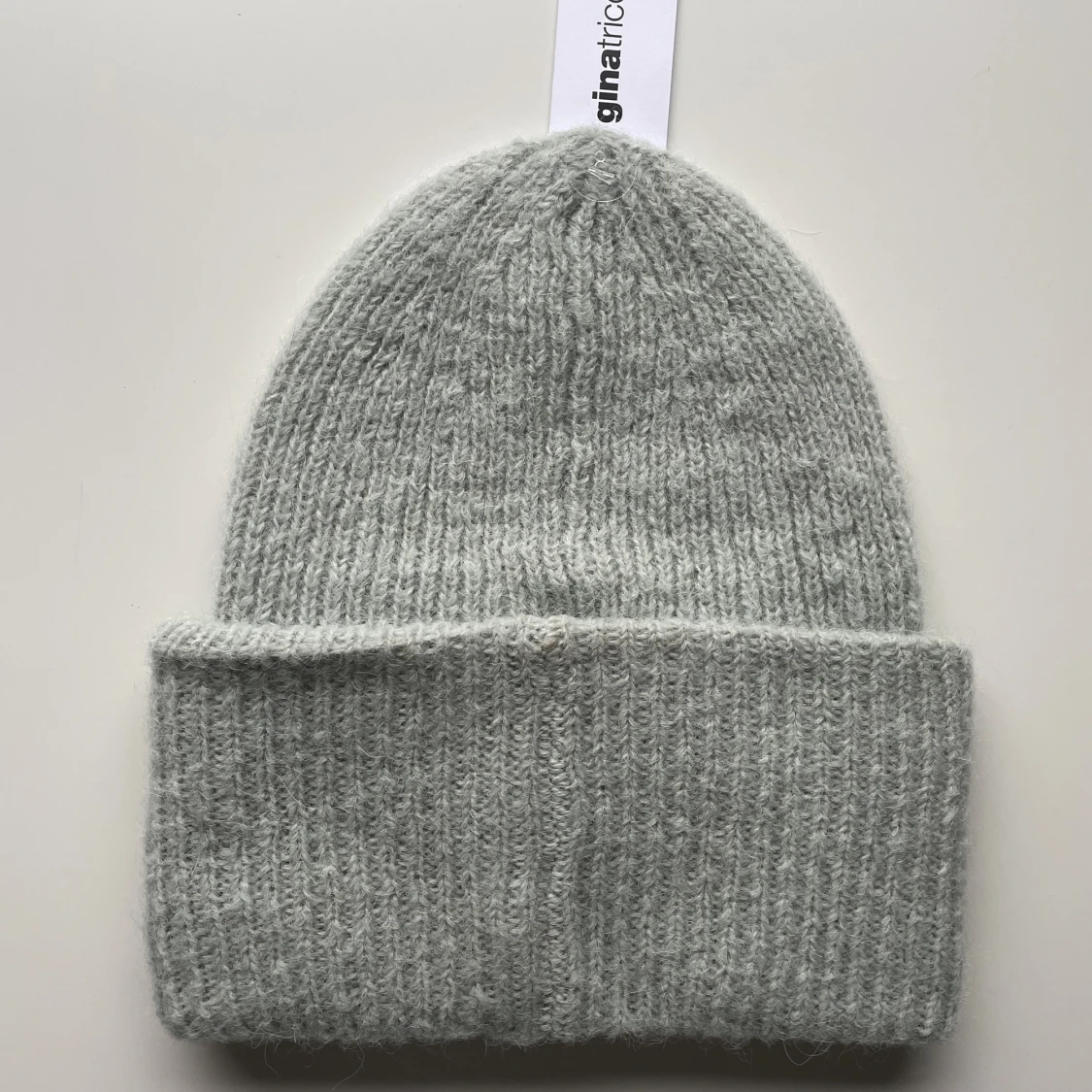 Gröngrå mössa oanvänd  - 90