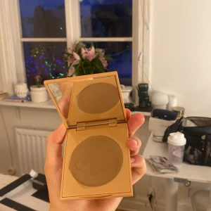 Cream bronzer - Kall ton