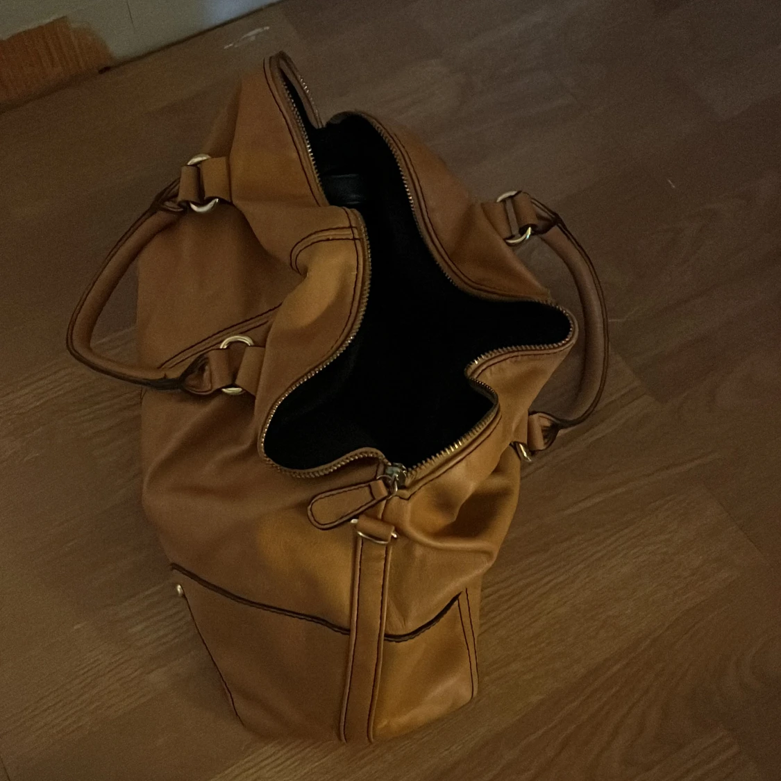 Brun skinnvsäka  - 90