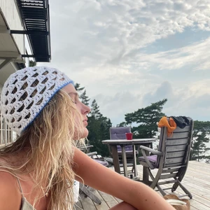 Hairnet~Mohair - Egenvirkat hårnät med mohair-edge!! Just denna är vit/blå men det går att göra i massa olika kombinationer och storlekar <3 superskön och en väldigt snygg accessoar!