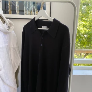 Tiger Of Sweden Långärmad Piké strl L - Oanvänd långsärmad piké. Ordinarie pris 1799kr. 