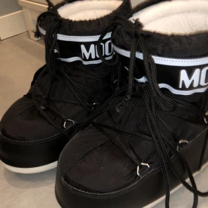 Moon boots - Ny skick, aldrig använt.