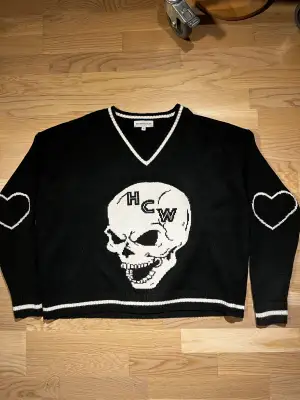 Heaven can wait black skull knitted sweater Size: M Barely used and carefully taken care of, no signs of wear