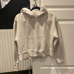 Hoodie - Hoodie från zara!