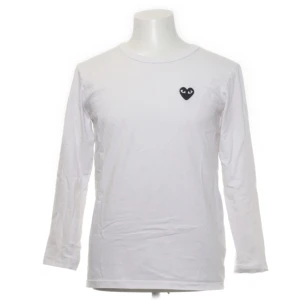 Commes des garçons  - Commes des garçons tröja använd en gång, liten i storleken <3