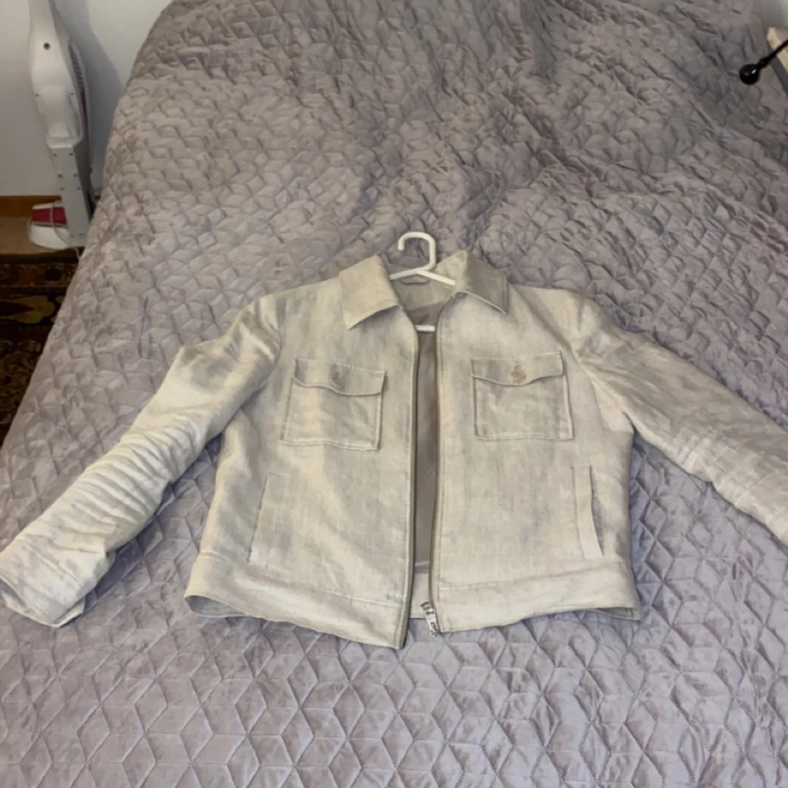 Skit snygg linne jacka från These glory days i storlek S - 90