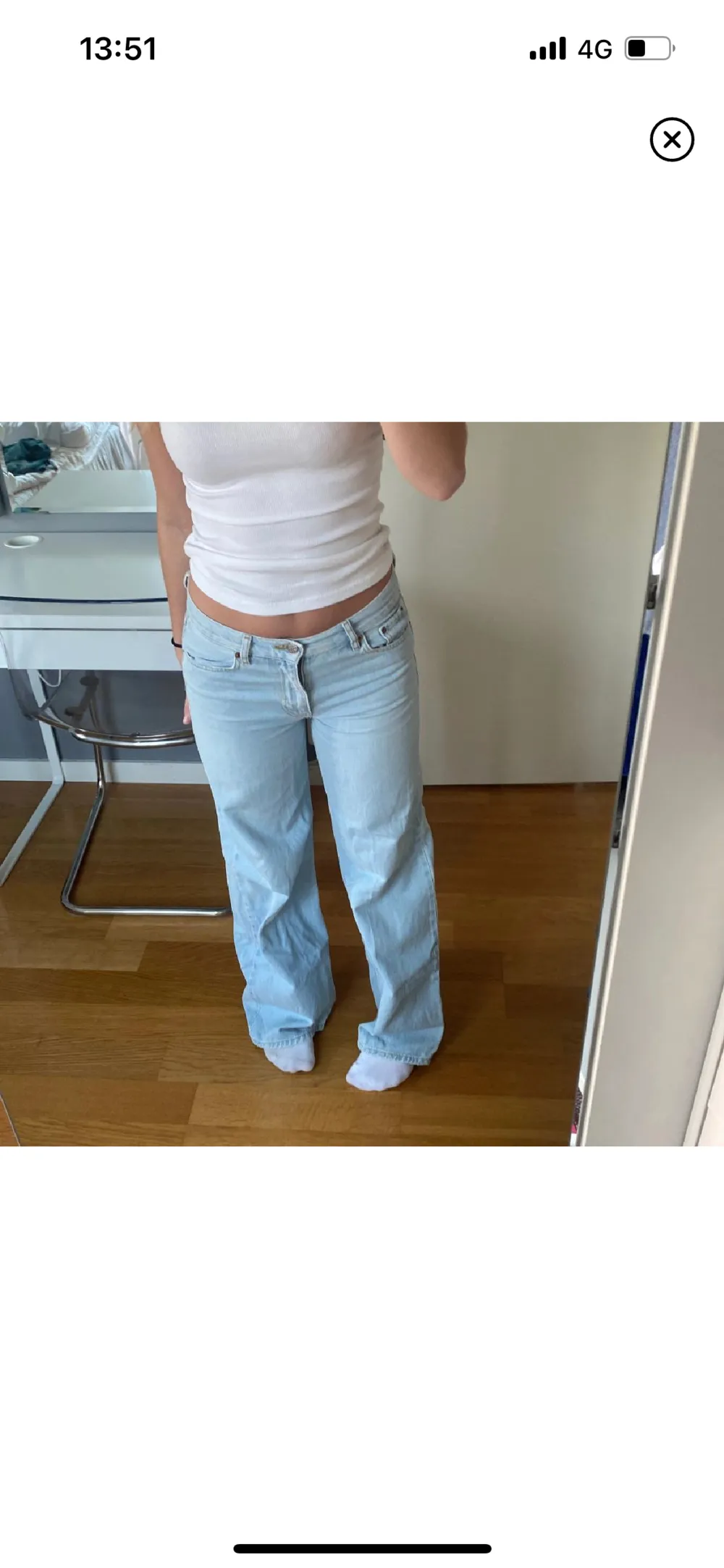Säljer dessa då de inte är min stil längre, bra skick💕. Jeans & Byxor.