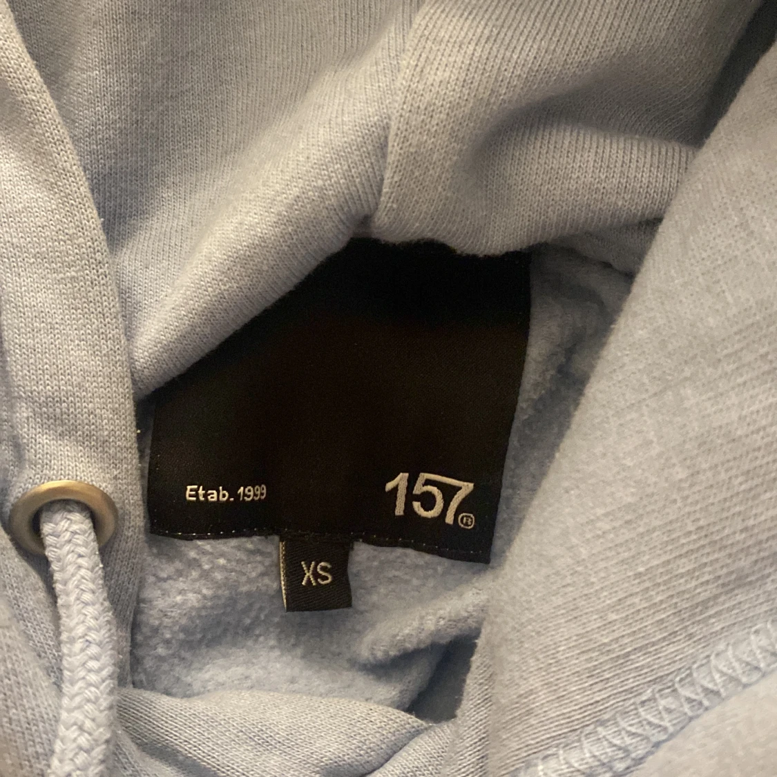 Ljusblå hoodie  - 91