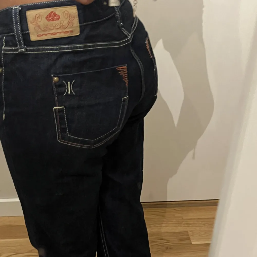 Jätte fina nästan helt oanvända jeans från fornarina. Säljs då dem tyvär är för stora både i midjan och i längden. Skriv för mer info och bilder ❤️. Jeans & Byxor.