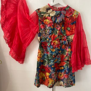 Fantastiskt 70-tals klänning - KÖ! Fantastiskt 70-tals klänning i bra skick.