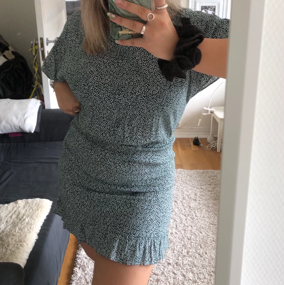 Blommig sommarklänning 