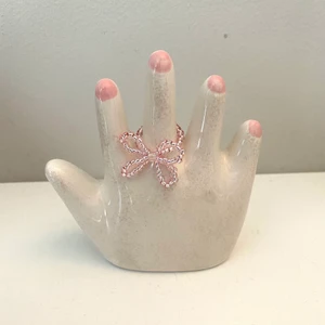 Rosa fjärils ring - Rosa fjärils ring som skimrar! Hemmagjord💍 