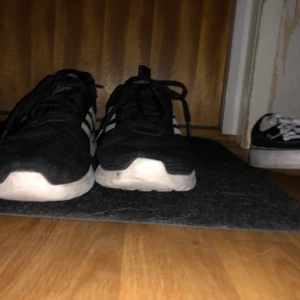 Adidas skor - Enbart använda inomhus