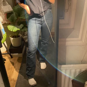 Jeans - Snygga jeans från Acne. Jag är 170 och storleken motsvarar typ en 38 