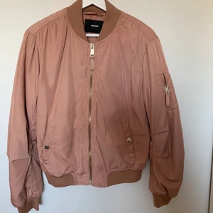 Bomberjacka  - Jättefin bomberjacka i rosa