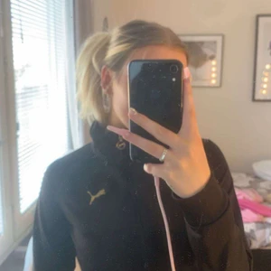 Tröja - Tröja i storlek S