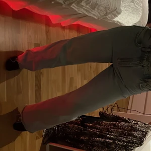 Zara - Ett par jeans på zara i storlek 38