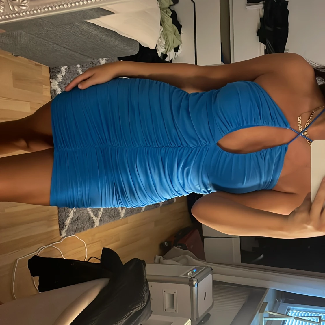 Blå klänning  - 90