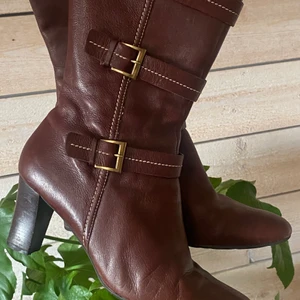 ecco boots  - bruna höstiga boots med ca 7cm klack! nypris ca 1200kr