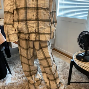 Sov set  - Säljer detta jätte fina sov det från h&m❣️💤