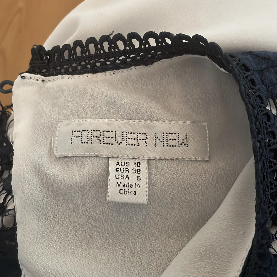 Spetsskjorta strl 38 - 91