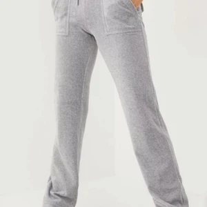 Juciy byxor  - Säljer nu dessa grå juciy byxor då jag köpt nya, dem är i nyskick och stl xxs