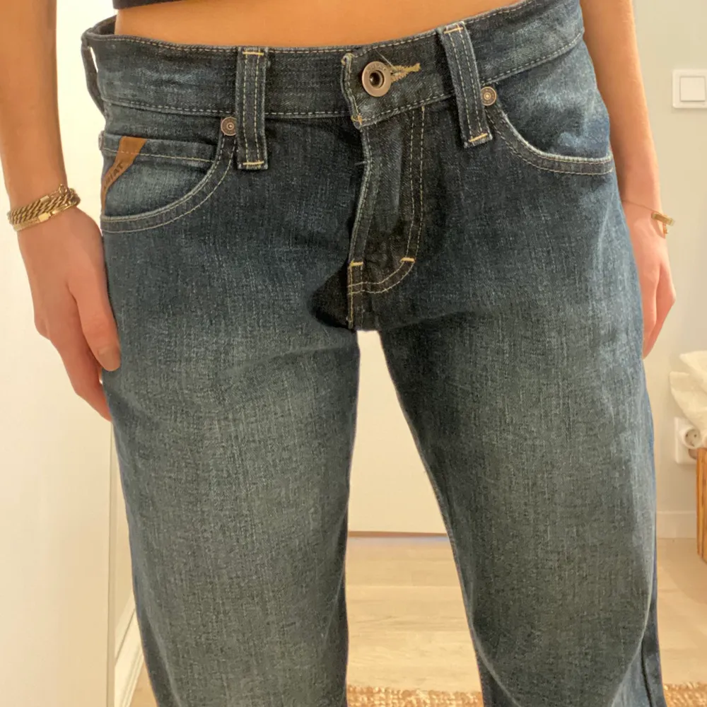skitsnygga jeans som tyvärr inte kommer till användning. Jeans & Byxor.